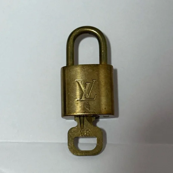 Louis Vuitton Lock & Key #314 Brass Gold Set - Picture 4 of 9